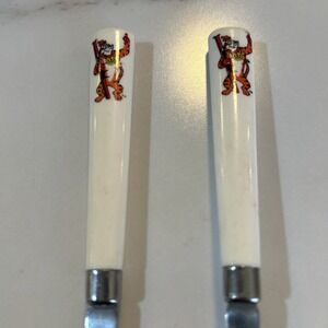 VTG KELLOGG's TONY THE TIGER CEREAL SPOON USA OLYMPICS ADVERTISING PREMIUM